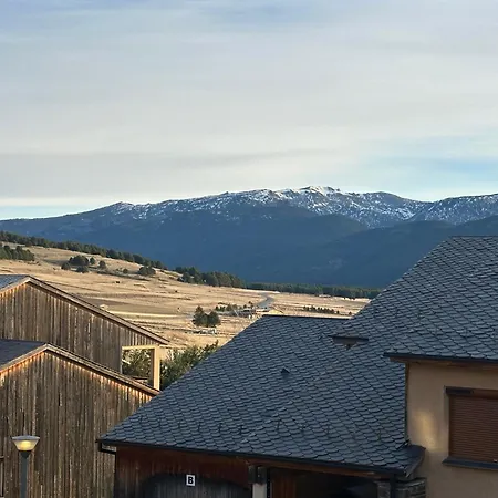 T3 Cosy Refait A Neuf Avec Vue Et Montagnes Et Avec Garage *
