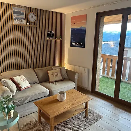 T3 Cosy Refait A Neuf Avec Vue Et Montagnes Et Avec Garage Apartment