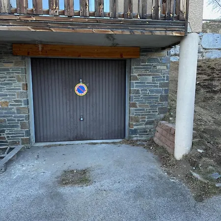 T3 Cosy Refait A Neuf Avec Vue Et Montagnes Et Avec Garage Apartment