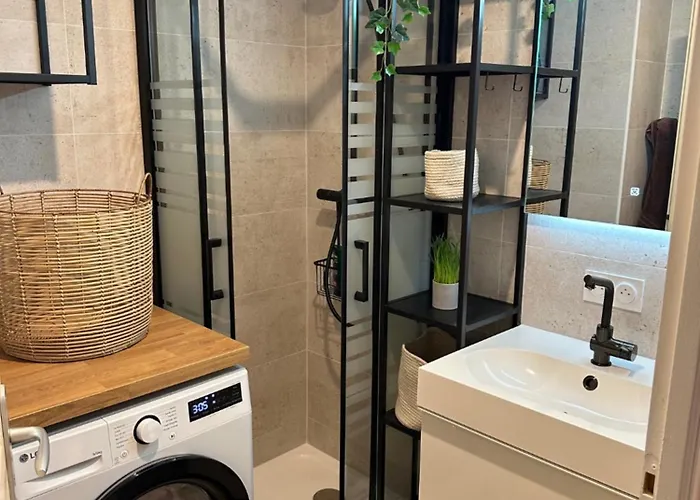 Διαμέρισμα T3 Cosy Refait A Neuf Avec Vue Et Montagnes Et Avec Garage
