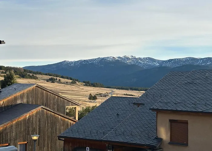 T3 Cosy Refait A Neuf Avec Vue Et Montagnes Et Avec Garage *
