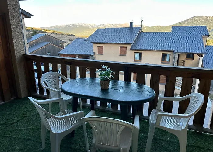 T3 Cosy Refait A Neuf Avec Vue Et Montagnes Et Avec Garage Les Angles (Pyrenees-Orientales)